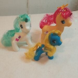 Colorful Pony Gi-Go Toy Lot Of 3 , EUC